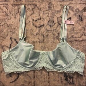 Victoria's Secret Dream Angels Push-Up Without Padding Lace Shimmer Bra 32A NWTS